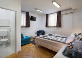 Hostel Bureau 4