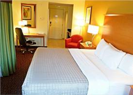 University Hotel & Suites Shippensburg, Trademark by Wyndham 3