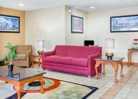 Quality Inn Ottawa near Starved Rock State Park 5