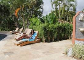 Marenaz Oceanfront Resort 2
