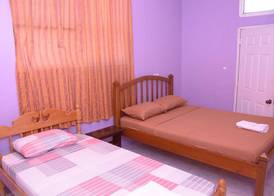 Hillview Apartments and Vehicle Rental 4