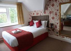 Broadfield Park Hotel by Belvilla 3