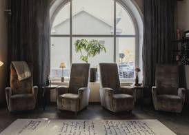 Home Hotel Post 5