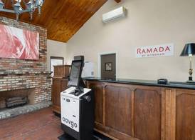 Ramada Bayside Inn & Suites Eureka 2