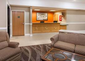 Super 8 by Wyndham Rochester 2