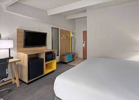 Days Inn by Wyndham Ann Arbor 5