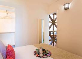 Sunlit Photographers 1bedroom Apartment in Alcântara 3