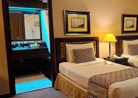 Herald Suites Solana 4