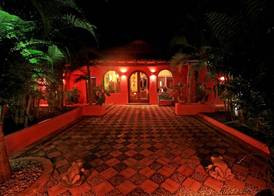 Las Alamandas 2