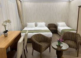 Lily Rooms 4