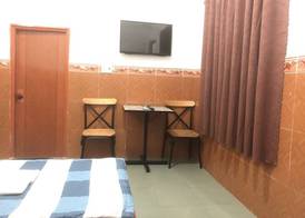 Lucky Motel 4