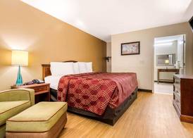 Econo Lodge Gaffney 4
