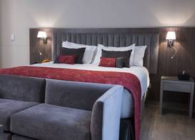 ARC Arenales Studios & Suites 5