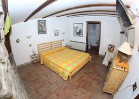 Agriturismo Monte Due Torri 4