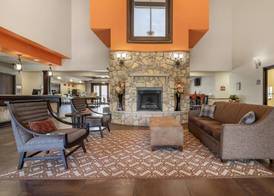 Best Western PLUS Cimarron Hotel & Suites 3