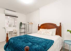 Caparica Poshtel 4