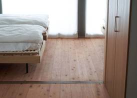 Neon Hotel - Luxury Sleep Retreat - 3