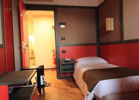 Hotel Metrò 5