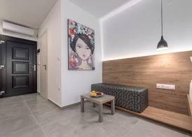 Dandelion Suites 5