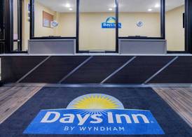 Days Inn by Wyndham Bronx NYC 2
