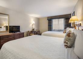 Baraga Lakeside Inn 4