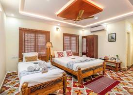 APR Villa by Alaya Stays 3