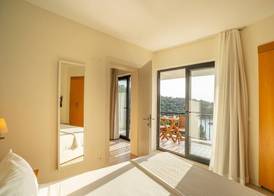 Med-Inn Hotel 3