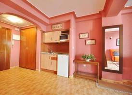 Unique Hotel Apartments 5