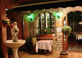 Logis Hôtel Restaurant les Charmettes 3