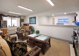 Travelodge by Wyndham Redwood Falls 4