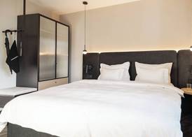 Schwarzer Adler - Concept Living 5