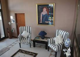 Over The Moon Guesthouse 3