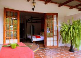 Orange-Ville Lodge & Guesthouse 2