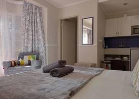 Darrenwood Guest House 4