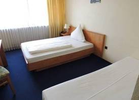 Hotel Am Flughafen 3