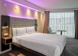 Premier Inn Stuttgart City Centre 4