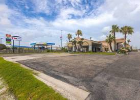 Coastal inn Corpus Christi 5