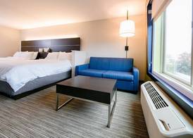 Holiday Inn Express & Suites HOOD RIVER by IHG 5