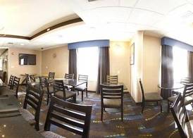 Holiday Inn Express & Suites BASTROP by IHG 3