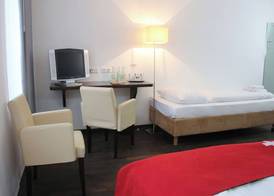 Helvetia Rooms - Self Check-In 4