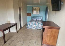 Gulfway Motel By OYO Near Airport I 37 4