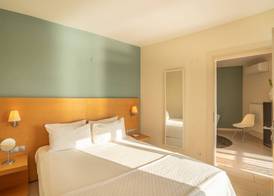 Med-Inn Hotel 4