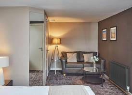 The Ranald Hotel 3