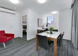 Hotel Diana South Brisbane 4