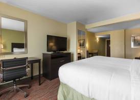 Holiday Inn Express & Suites CULLMAN by IHG 2