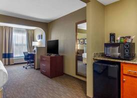 Comfort Inn & Suites LaGrange East 5