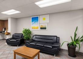 Days Inn by Wyndham Phenix City Near Fort Benning 3