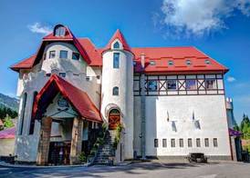 House of Dracula Hotel 3