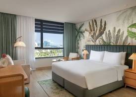 Yas Plaza Mangroves by IHG 5