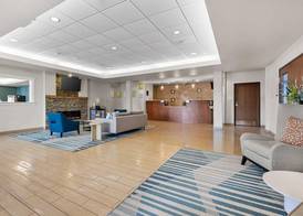 Comfort Inn & Suites Marion I-57 3